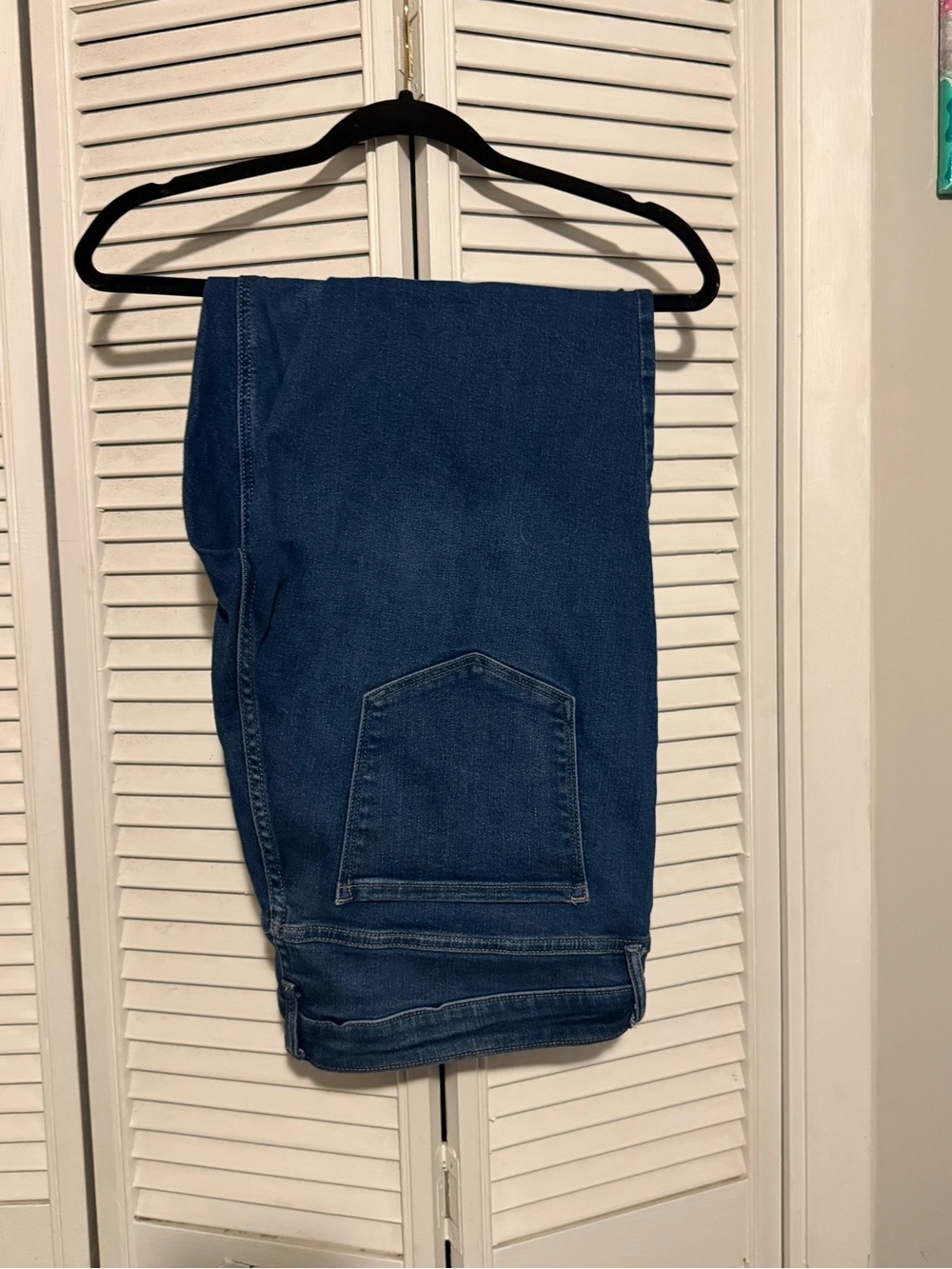 Old Navy Women’s Rockstar mid rise skinny jeans